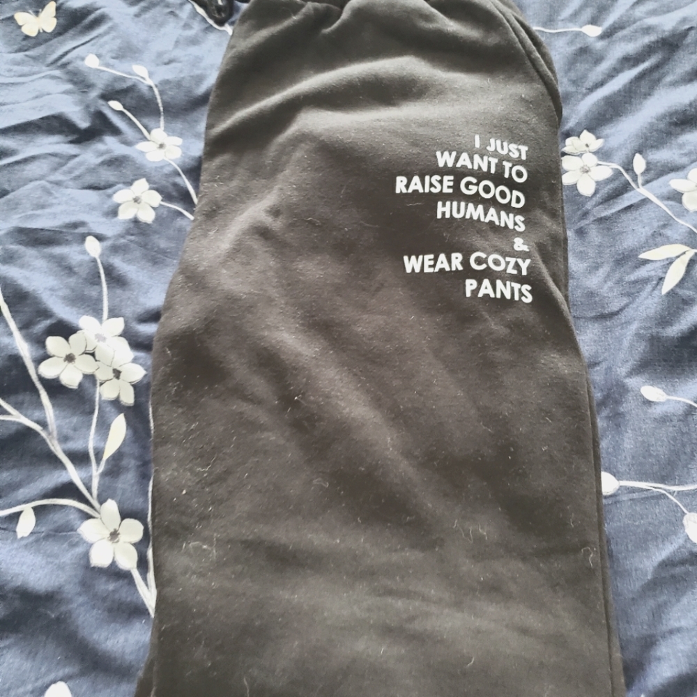 Brand new sweats from mom cultures. Heavier weight, size XL